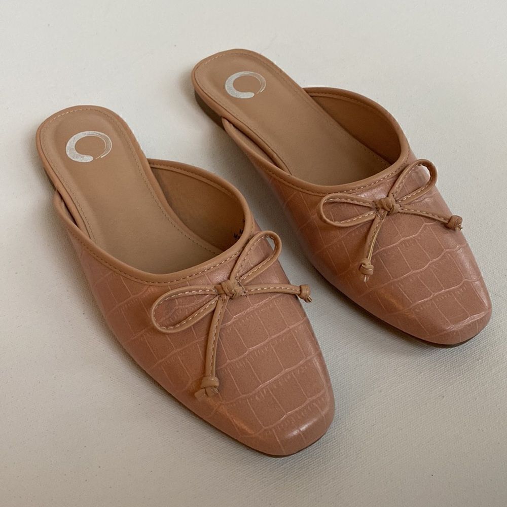 Excellent Condition Slide Shoe, Worn Once Briefly